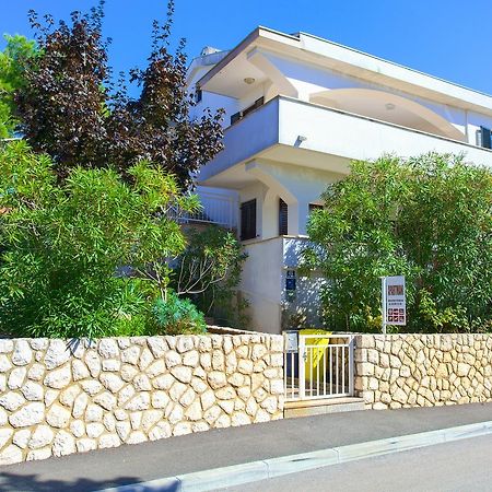 Apartments Vlatko Đảo Krk Ngoại thất bức ảnh