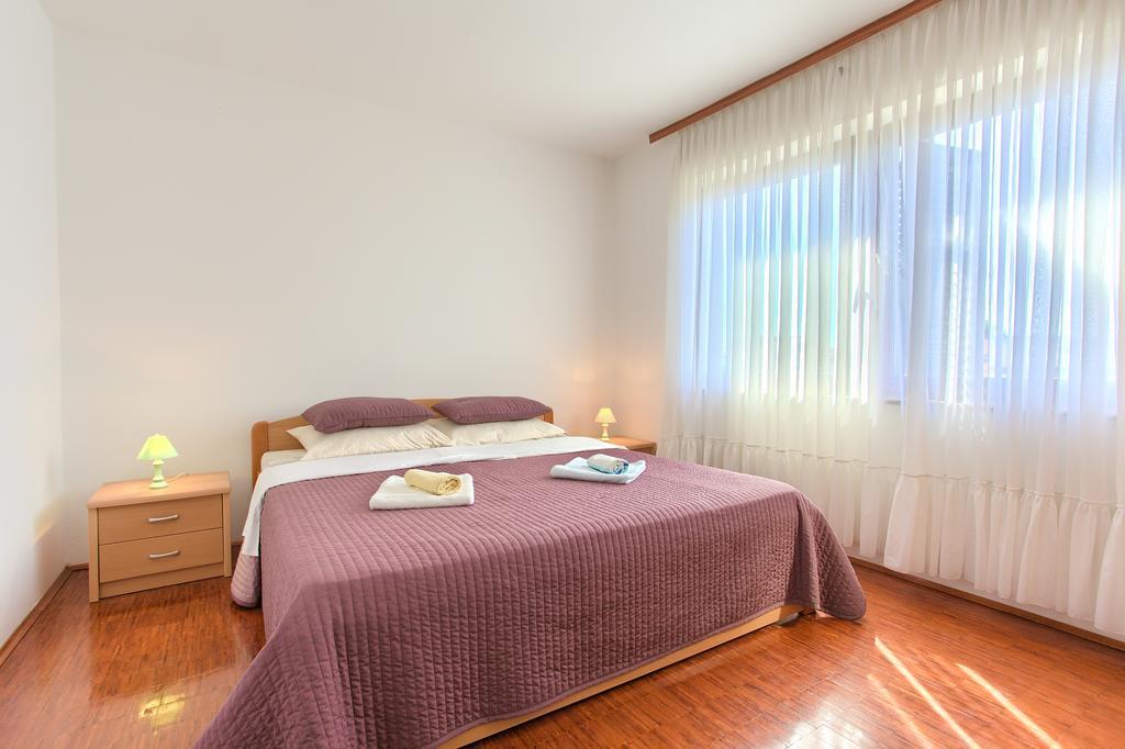 Apartments Vlatko Đảo Krk Ngoại thất bức ảnh