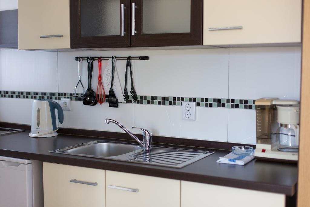 Apartments Vlatko Đảo Krk Ngoại thất bức ảnh